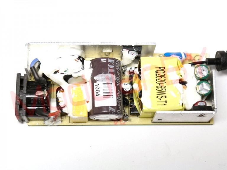 Блок питания Lenovo 20V 3.25A 65W ADLX65CLGU2A 4,0x1,7 original CE